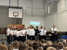 2025 szeptember-október